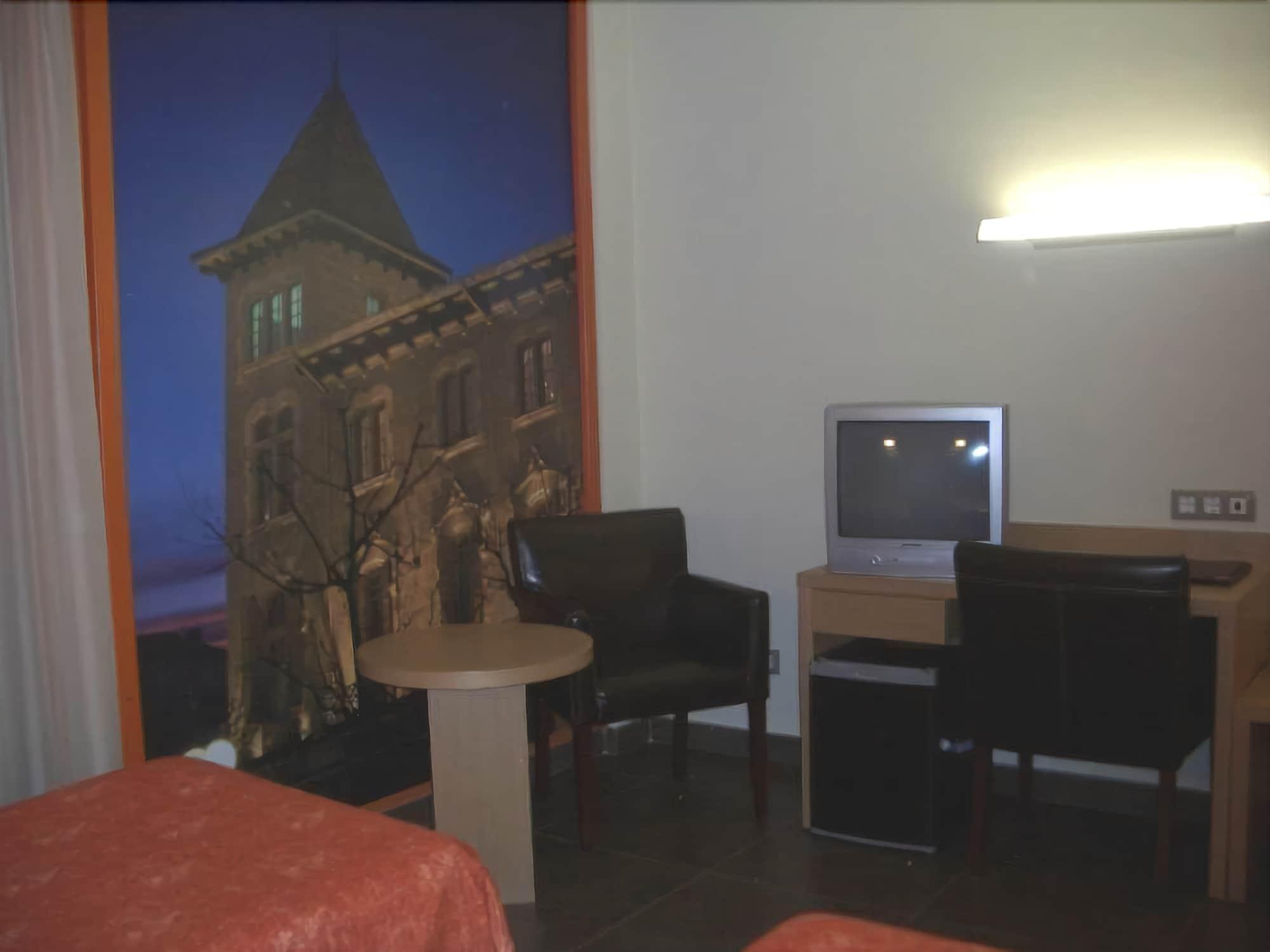 וילפרנקה דל פנדס Hotel Pere III El Gran מראה חיצוני תמונה
