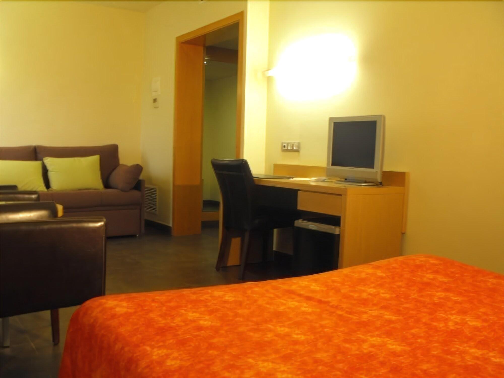 וילפרנקה דל פנדס Hotel Pere III El Gran מראה חיצוני תמונה