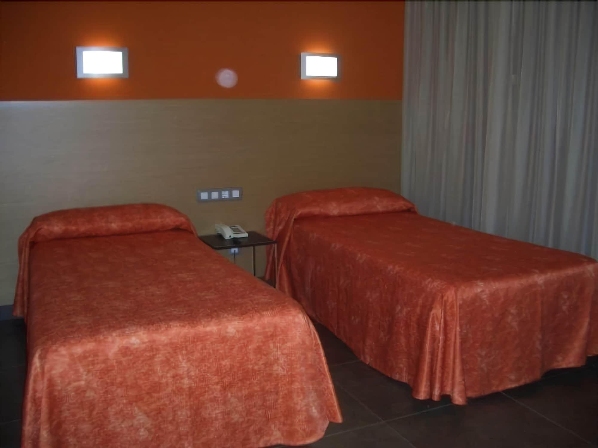 וילפרנקה דל פנדס Hotel Pere III El Gran מראה חיצוני תמונה