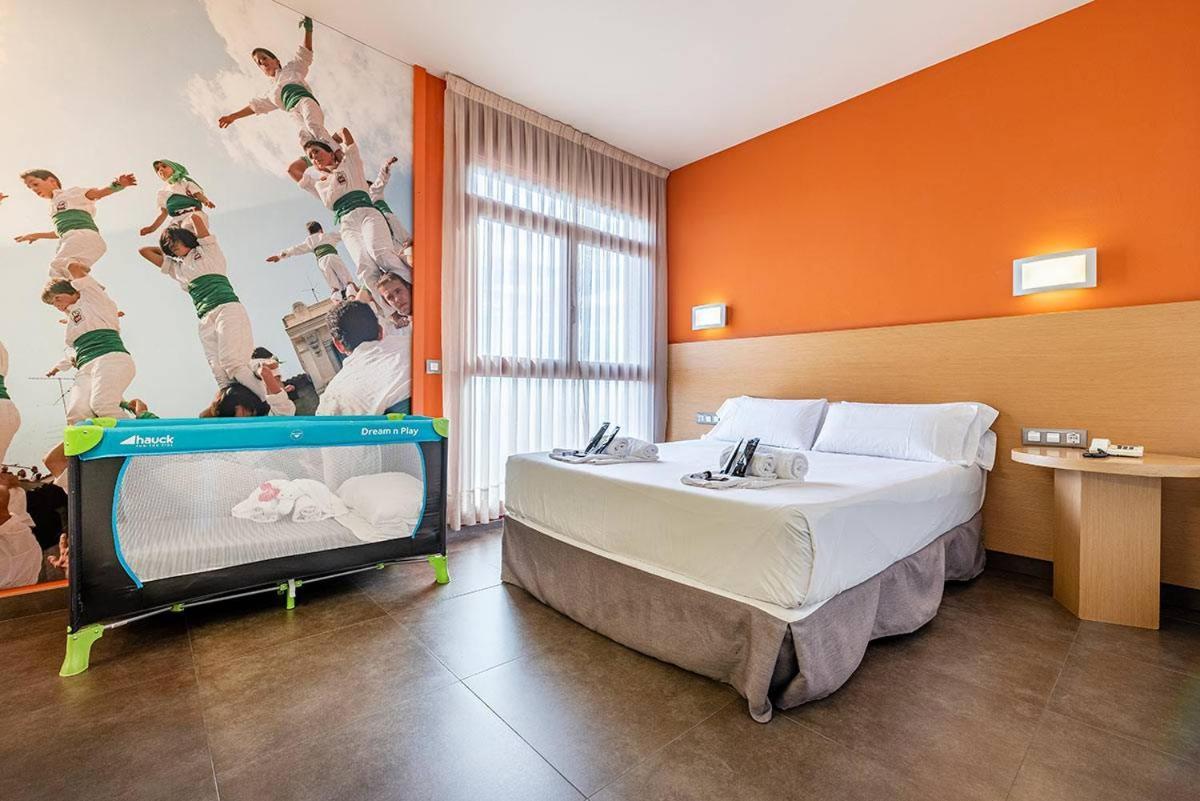 וילפרנקה דל פנדס Hotel Pere III El Gran מראה חיצוני תמונה