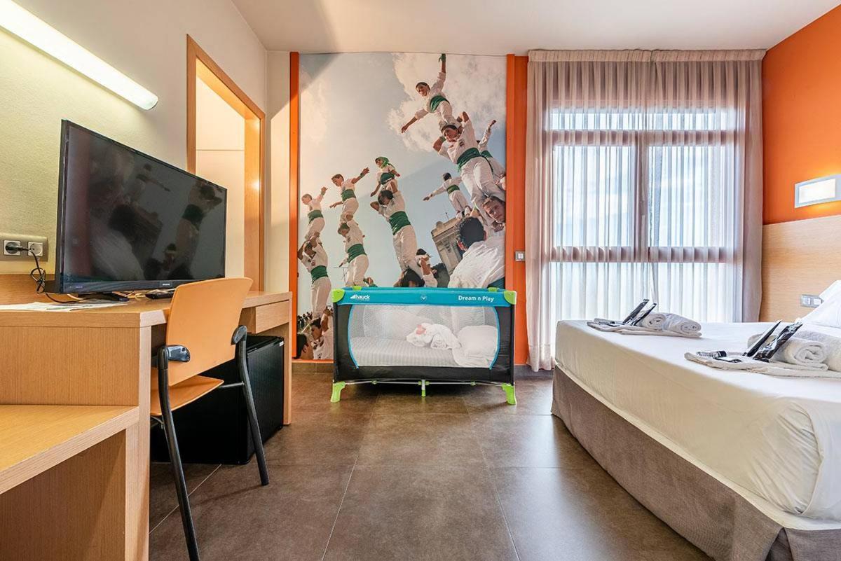 וילפרנקה דל פנדס Hotel Pere III El Gran מראה חיצוני תמונה